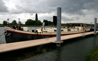 St Jean-de-Losne pontoon in 2010.